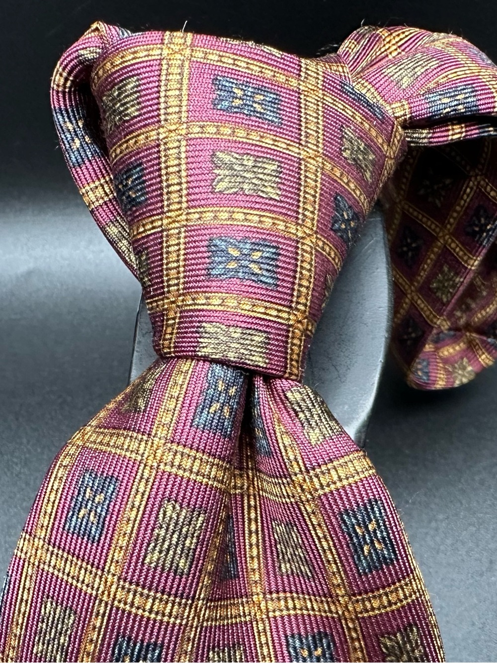 Robert Talbott — Burgundy & Gold Medallion Grid Silk Tie, Best of Class